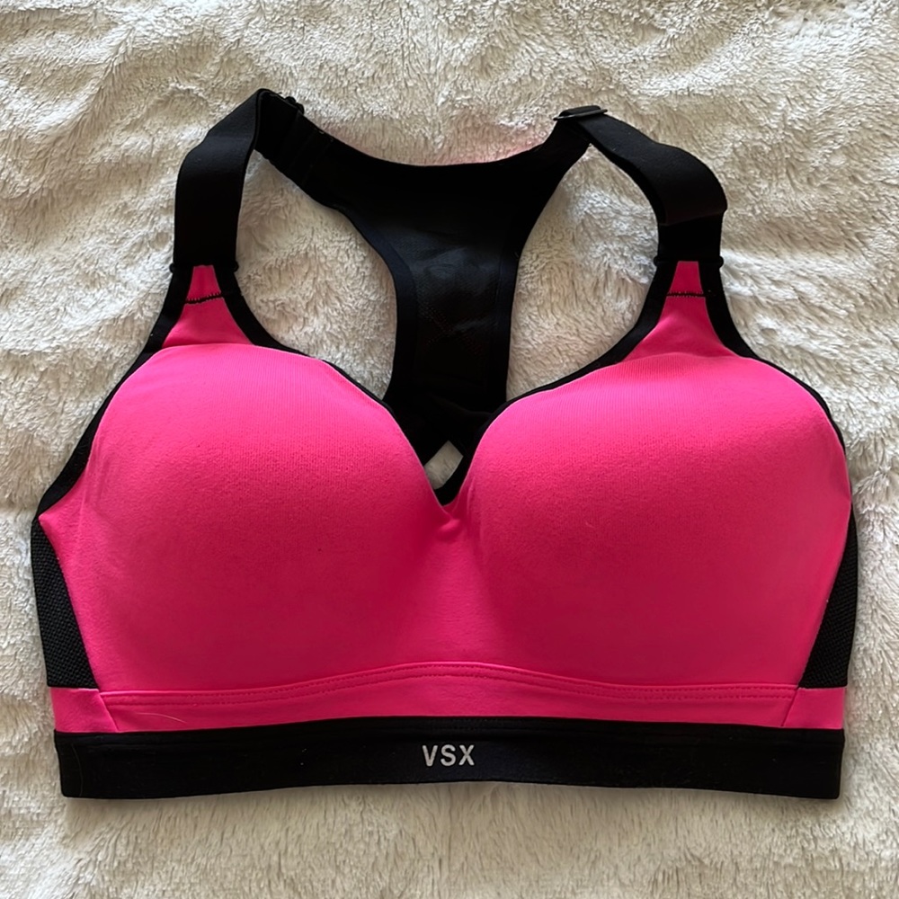 Victoria secret sports bra size 32D